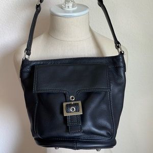 Hobo leather bucket shoulder bag with front pocket